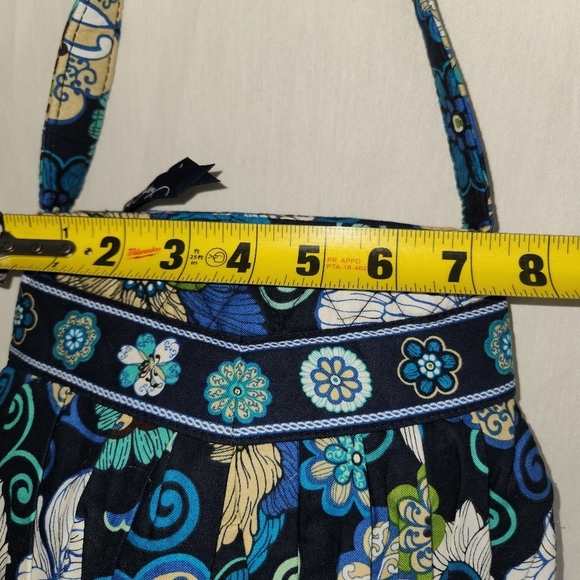 Vera Bradley "Mod Floral Blue" Patterned Bag Featured On The Hannah HandBag - Picture 9 of 10